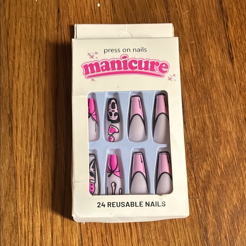 Pink and Black Press-On Nails Set